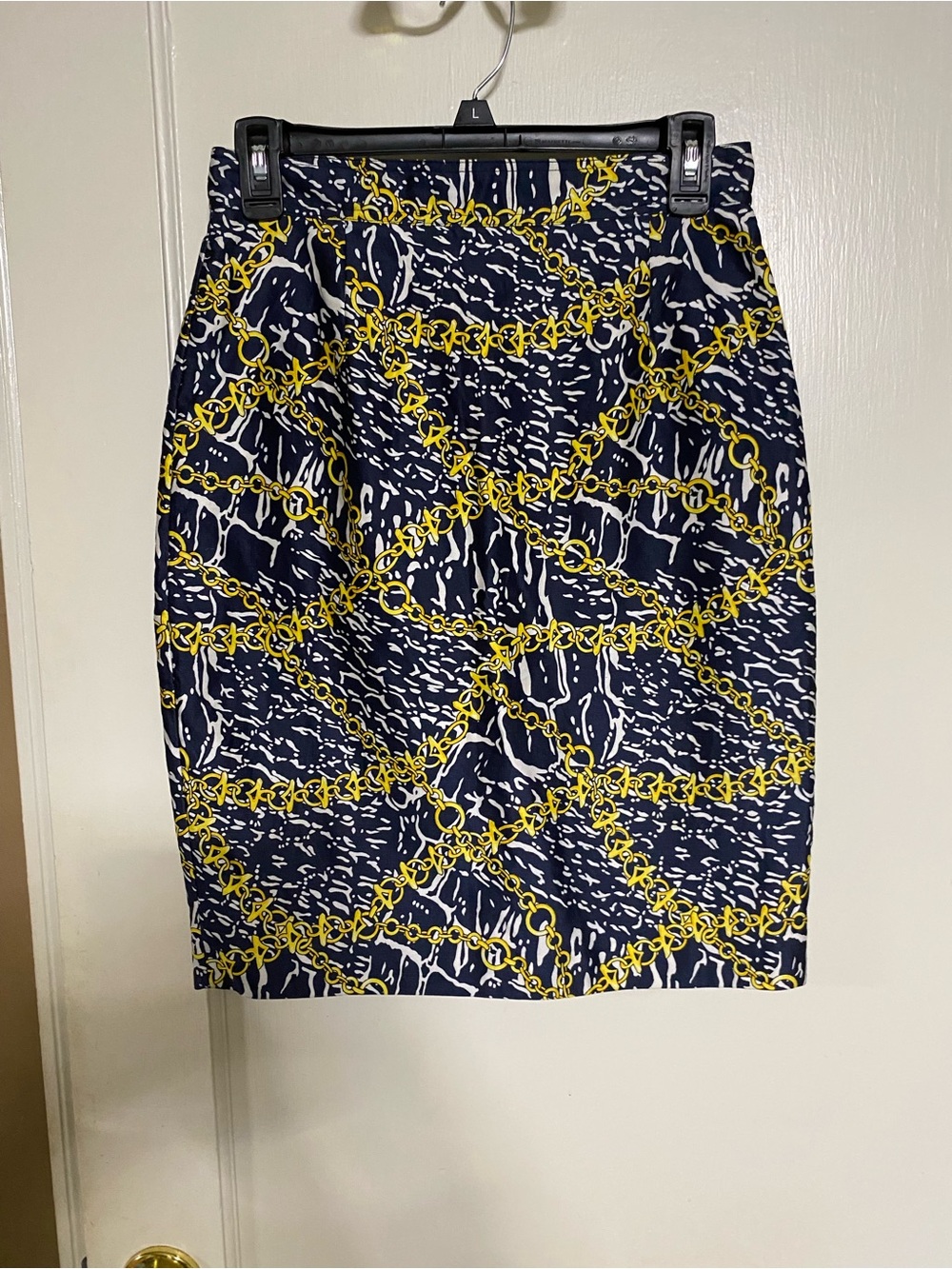 Diana Navy and Yellow Chain-Print Pencil lined Skirt, size 28